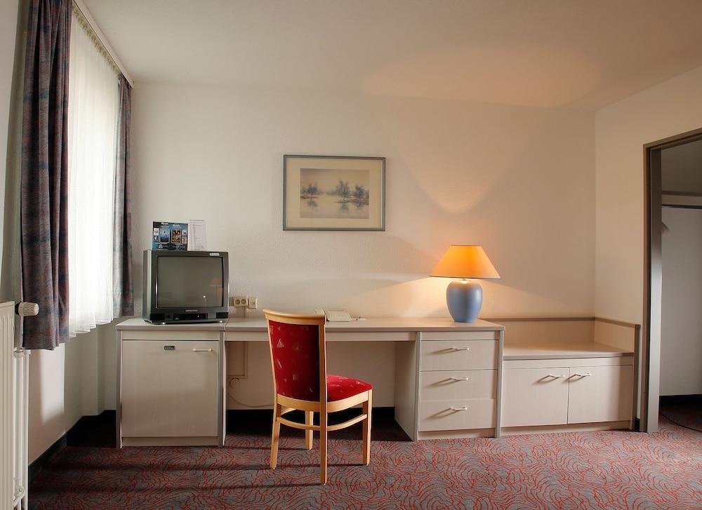 Days Inn Kassel Hessenland エクステリア 写真